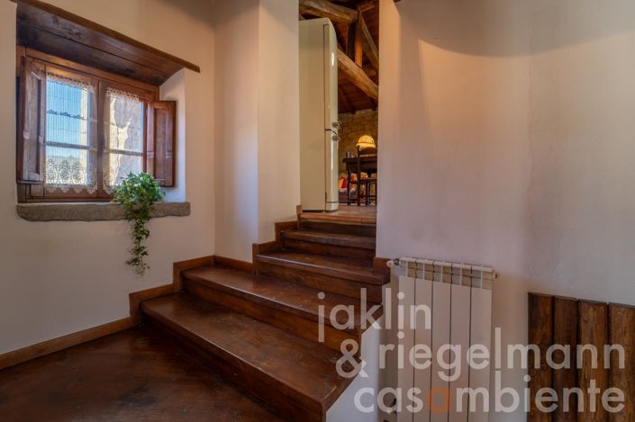 Image No.14-Maison de campagne de 5 chambres à vendre à Arezzo