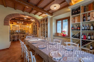 1 - Castèl San Niccolò, Restaurant