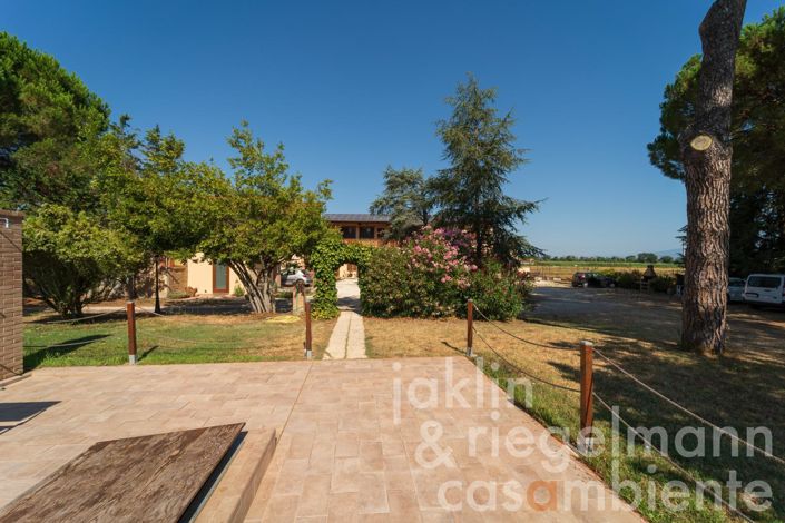 Image No.10-Ferme de 10 chambres à vendre à Castiglione del Lago