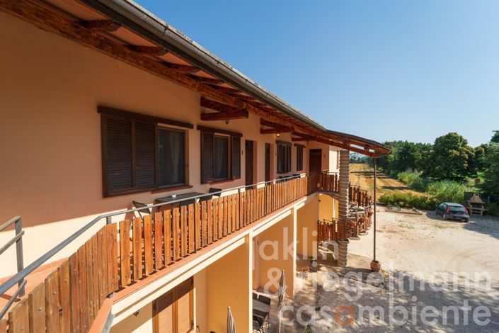 Image No.16-Ferme de 10 chambres à vendre à Castiglione del Lago