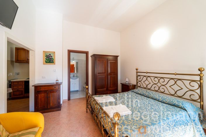 Image No.31-Ferme de 10 chambres à vendre à Castiglione del Lago