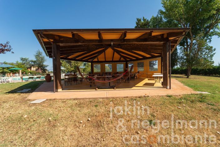 Image No.5-Ferme de 10 chambres à vendre à Castiglione del Lago