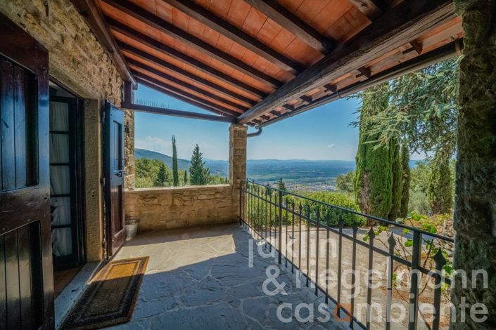 Image No.18-5 Bed Country House for sale