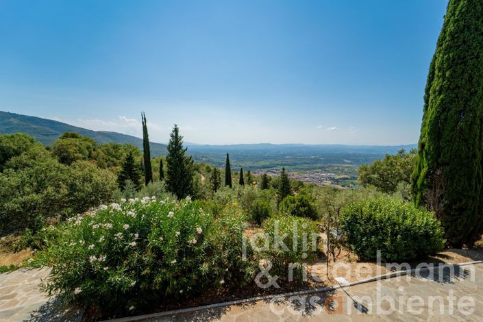 Image No.20-5 Bed Country House for sale