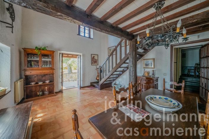 Image No.27-5 Bed Country House for sale