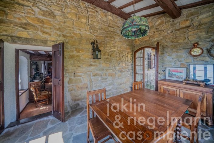 Image No.30-5 Bed Country House for sale