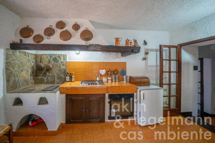 Image No.34-5 Bed Country House for sale