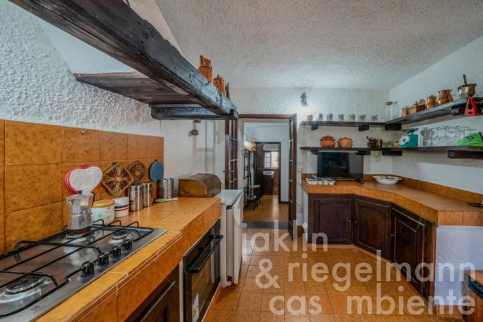 Image No.35-5 Bed Country House for sale