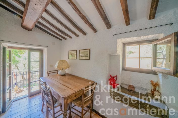 Image No.47-5 Bed Country House for sale