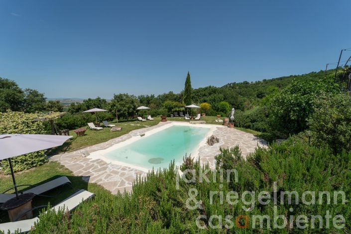 Image No.19-8 Bed Farmhouse for sale