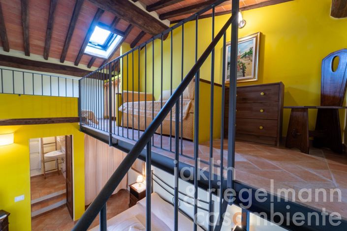 Image No.61-8 Bed Farmhouse for sale