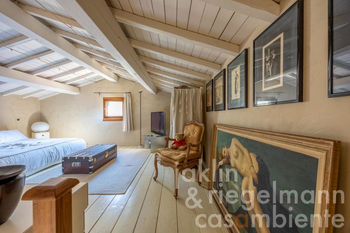 Image No.101-6 Bed Country House for sale