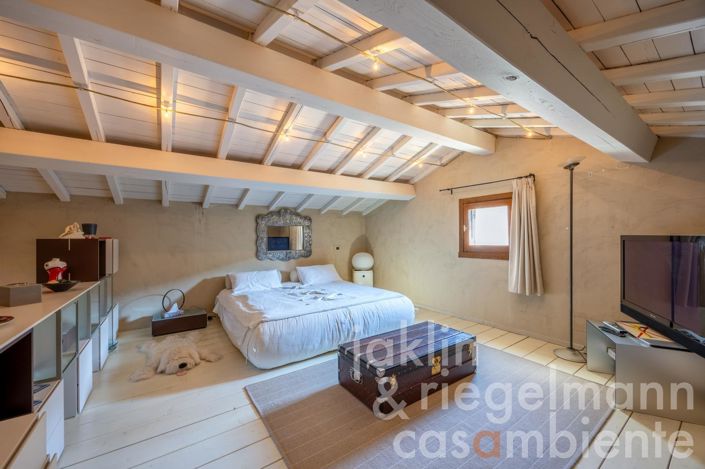 Image No.102-6 Bed Country House for sale