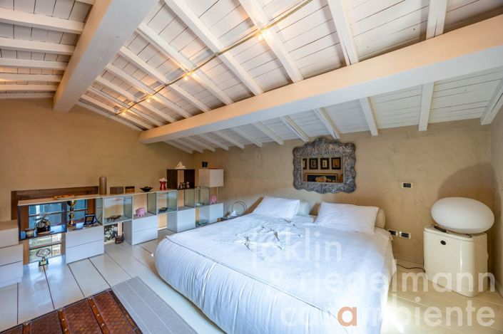 Image No.103-6 Bed Country House for sale