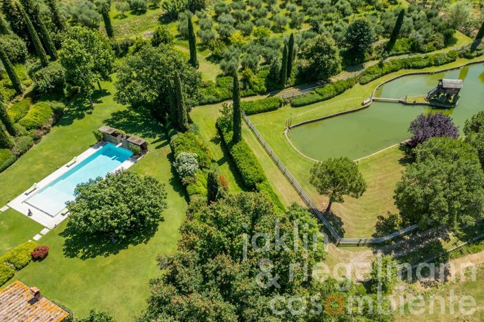 Image No.12-6 Bed Country House for sale