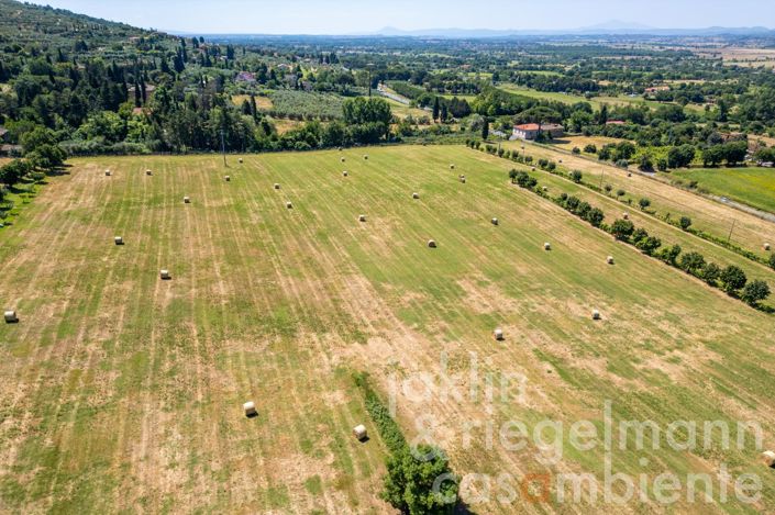 Image No.15-6 Bed Country House for sale