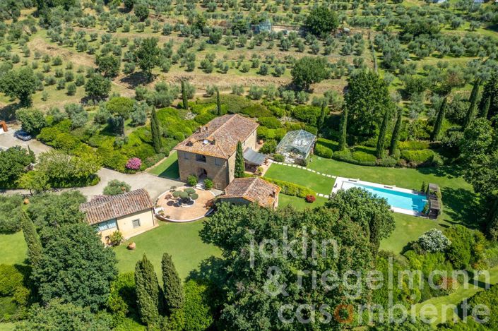 Image No.2-6 Bed Country House for sale