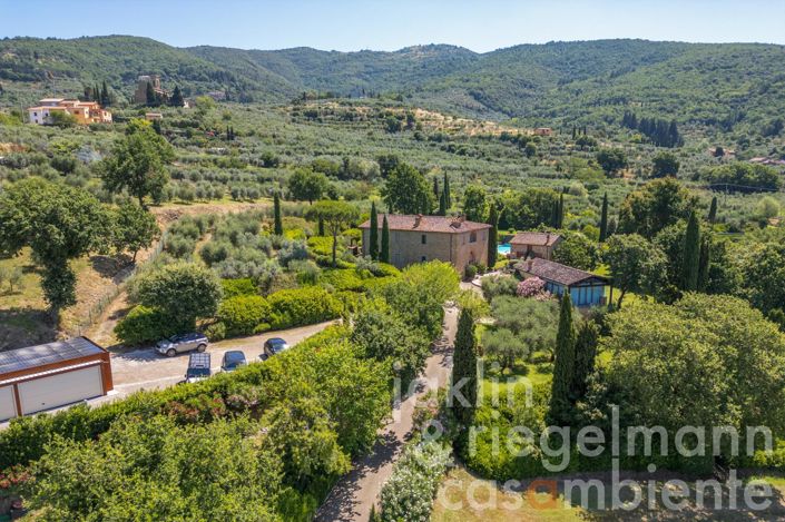 Image No.20-6 Bed Country House for sale