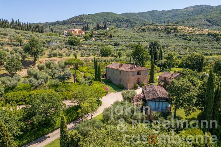 Image No.22-6 Bed Country House for sale