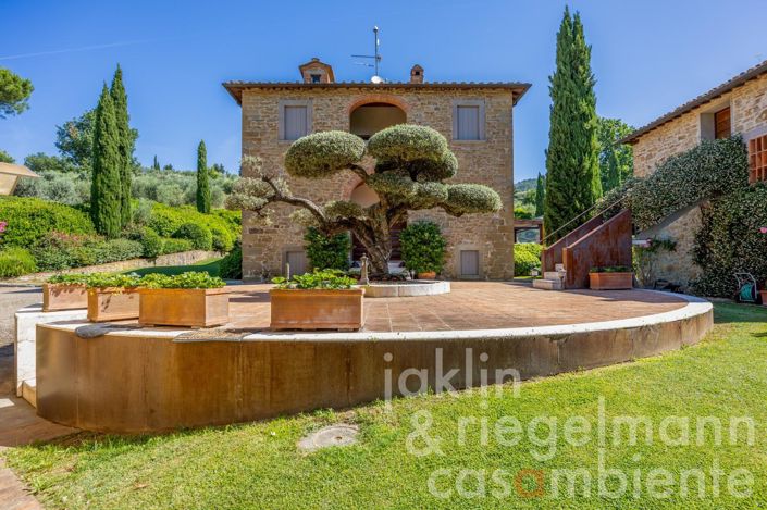 Image No.26-6 Bed Country House for sale