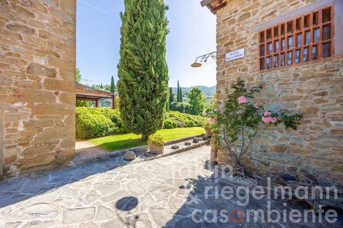 Image No.28-6 Bed Country House for sale