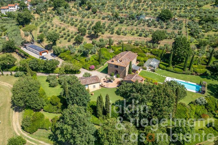 Image No.3-6 Bed Country House for sale