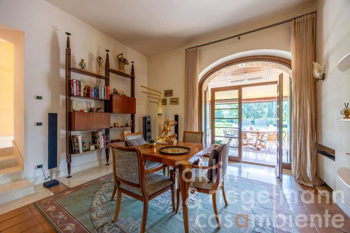 Image No.45-6 Bed Country House for sale