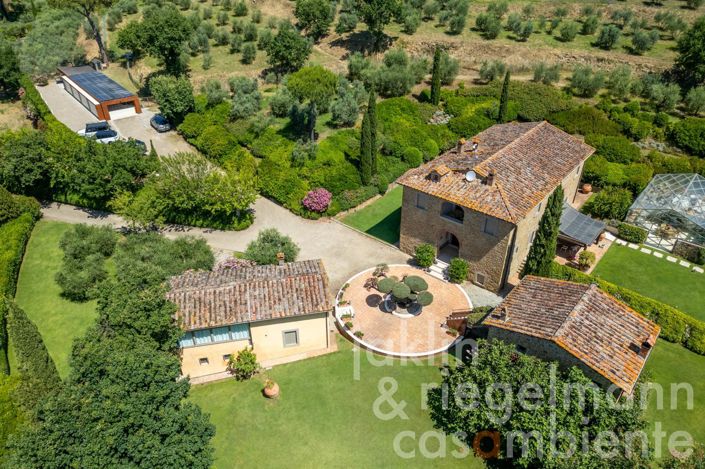 Image No.5-6 Bed Country House for sale