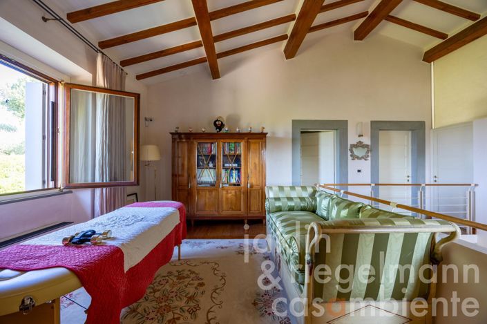 Image No.59-6 Bed Country House for sale