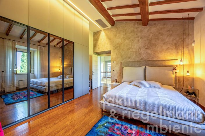 Image No.62-6 Bed Country House for sale