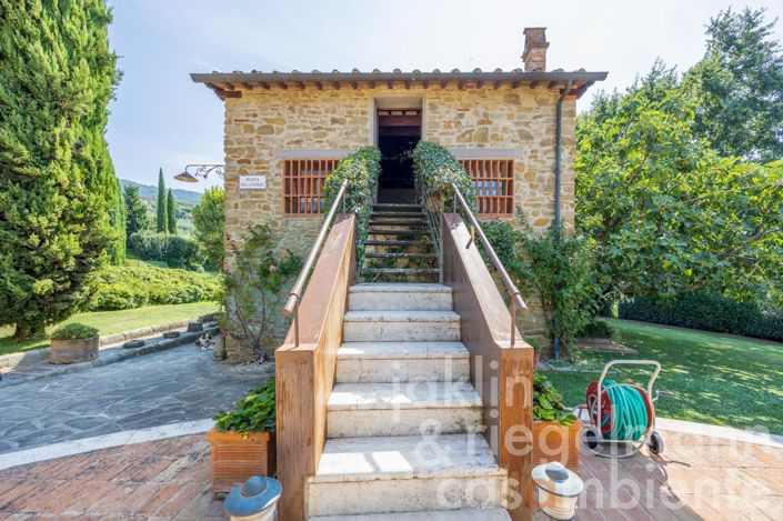 Image No.78-6 Bed Country House for sale