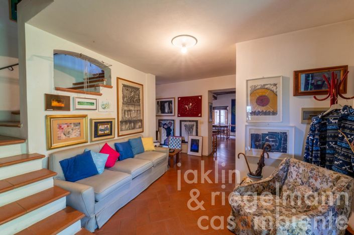 Image No.23-Maison de campagne de 4 chambres à vendre à Bucine