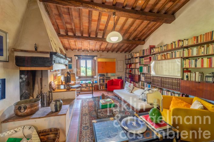 Image No.24-Maison de campagne de 4 chambres à vendre à Bucine