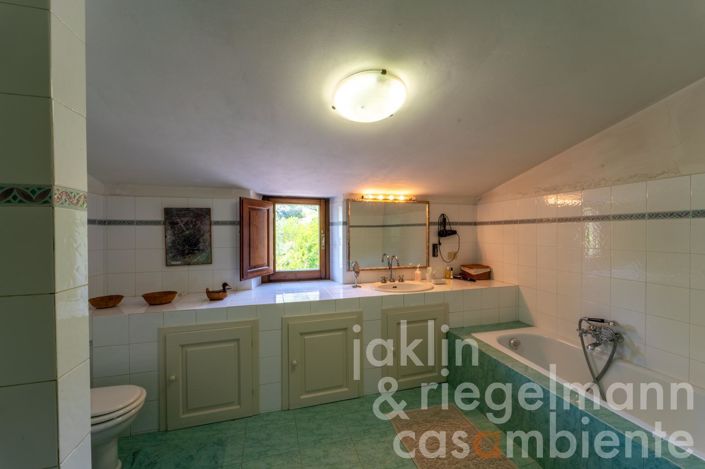 Image No.30-Maison de campagne de 4 chambres à vendre à Bucine