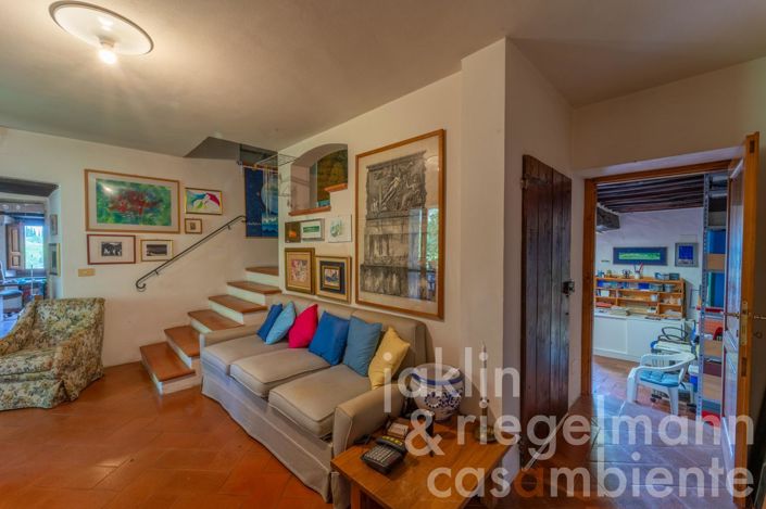 Image No.36-Maison de campagne de 4 chambres à vendre à Bucine