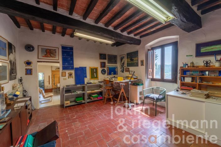 Image No.37-Maison de campagne de 4 chambres à vendre à Bucine