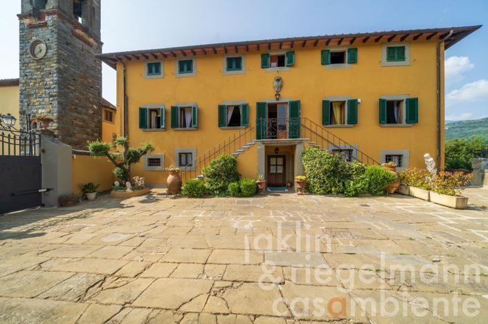 Image No.1-Villa de 8 chambres à vendre à Terranuova Bracciolini