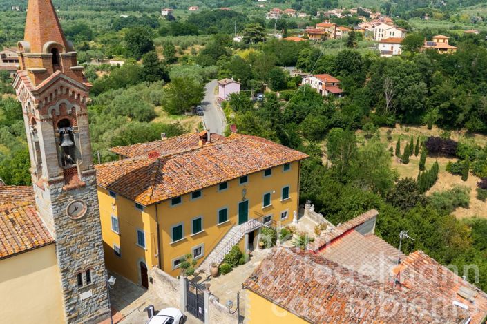 Image No.2-8 Bed Villa for sale