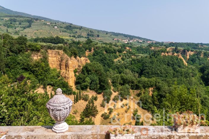 Image No.28-Villa de 8 chambres à vendre à Terranuova Bracciolini