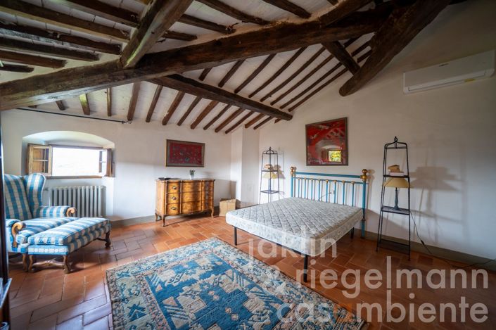 Image No.54-Villa de 8 chambres à vendre à Terranuova Bracciolini