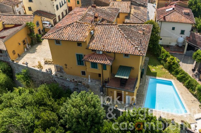 Image No.6-Villa de 8 chambres à vendre à Terranuova Bracciolini