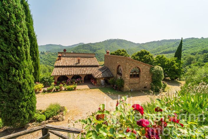 Image No.1-Maison de campagne de 5 chambres à vendre à Gaiole in Chianti