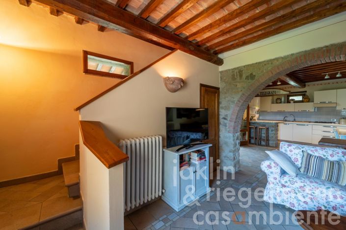 Image No.44-Maison de campagne de 5 chambres à vendre à Gaiole in Chianti