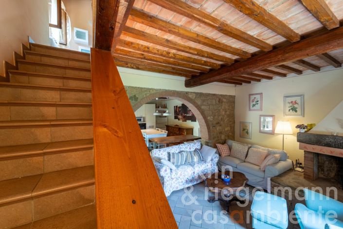 Image No.45-5 Bed Country House for sale