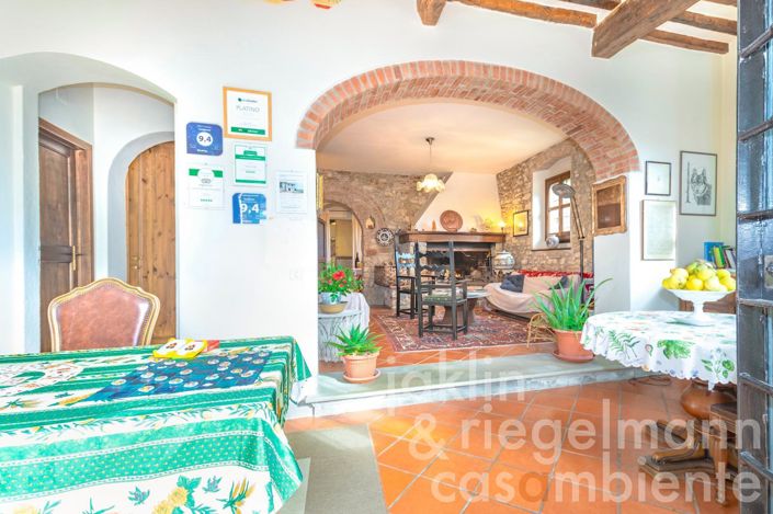 Image No.23-12 Bed Farmhouse for sale