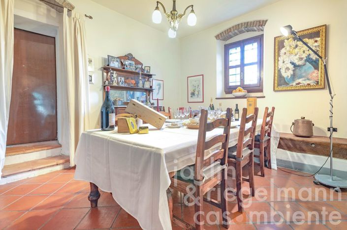 Image No.44-12 Bed Farmhouse for sale