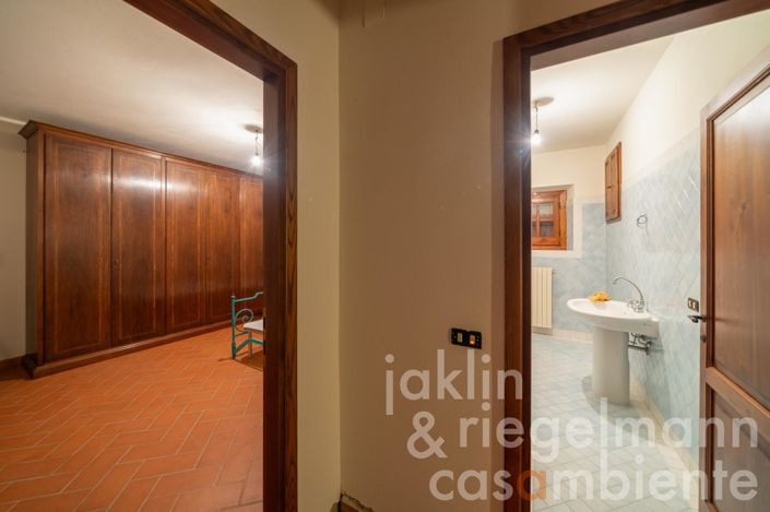 Image No.36-Maison de campagne de 3 chambres à vendre à Florence