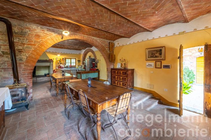 Image No.23-9 Bed Country House for sale