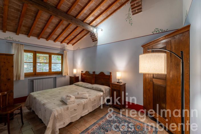 Image No.37-9 Bed Country House for sale