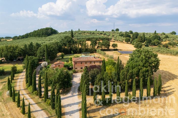 Image No.4-Maison de campagne de 9 chambres à vendre à Foiano della Chiana